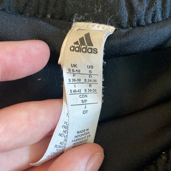 Adidas active shorts - Picture 2 of 2